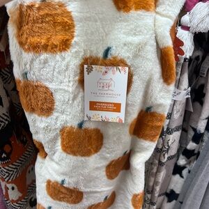 Rachel Ashwell Orange Pumpkin Faux Fur Throw Blanket Thanksgiving Fall D…